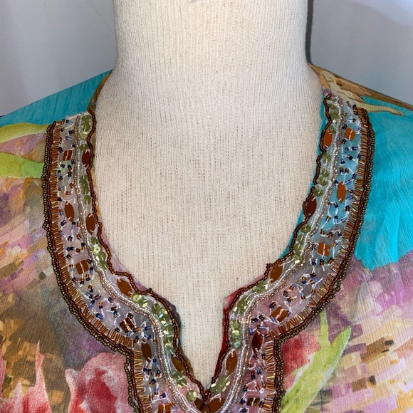 Mushka Sienna Rose XL Floral Sheer Top Elbow Length Sleeves Sequin Neckline NWT - Picture 4 of 12